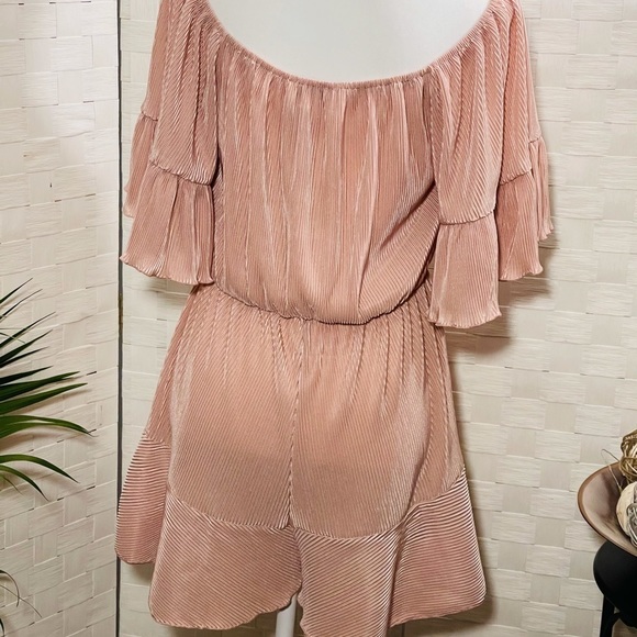 MAUVE pleated romper - Picture 2 of 2